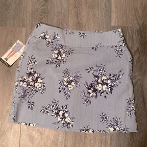 ✨NWT✨ Blue & White Striped & Floral Skirt/Skort